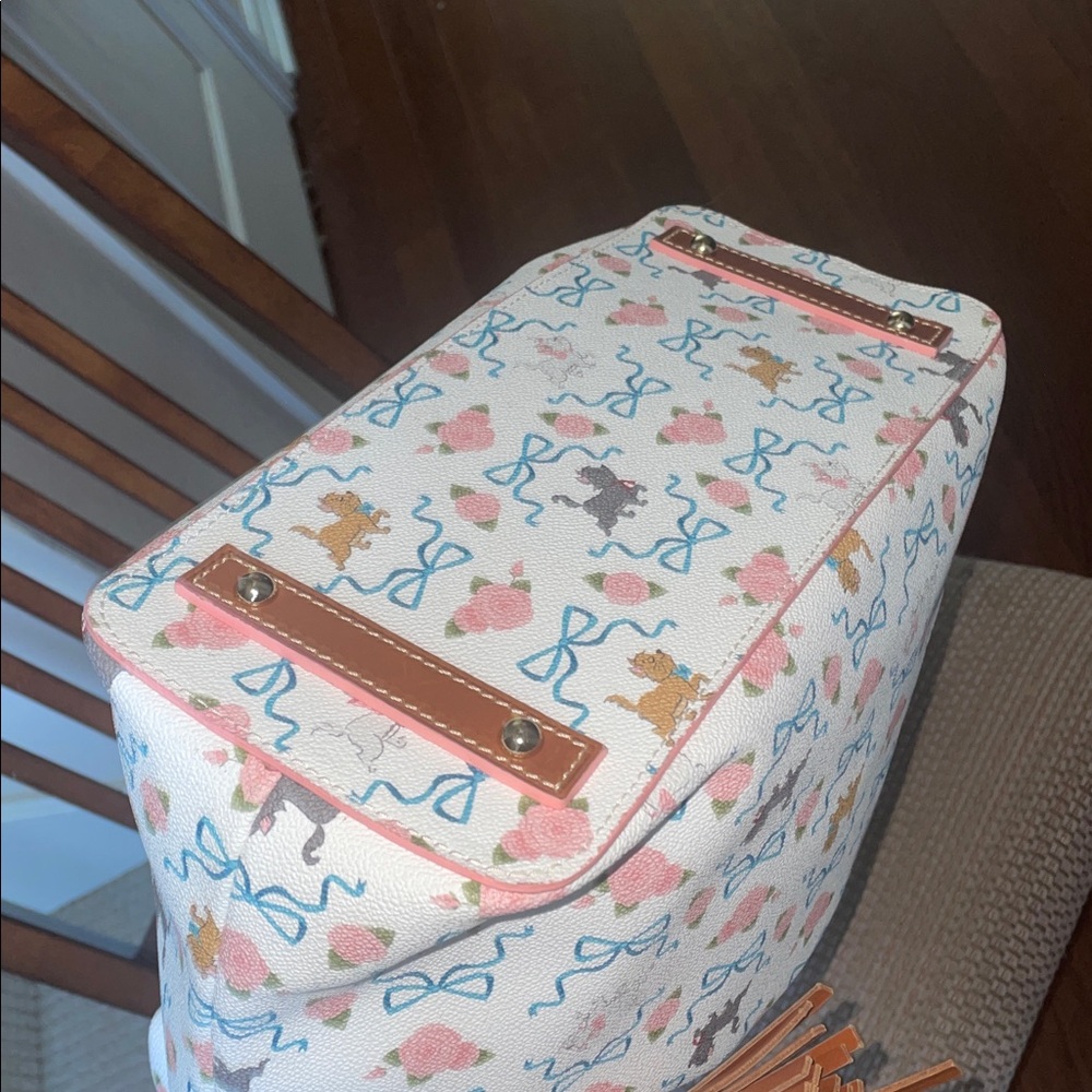 Disney Dooney & Bourke Aristocats Hobo Shoulder Bag - Picture 5 of 9